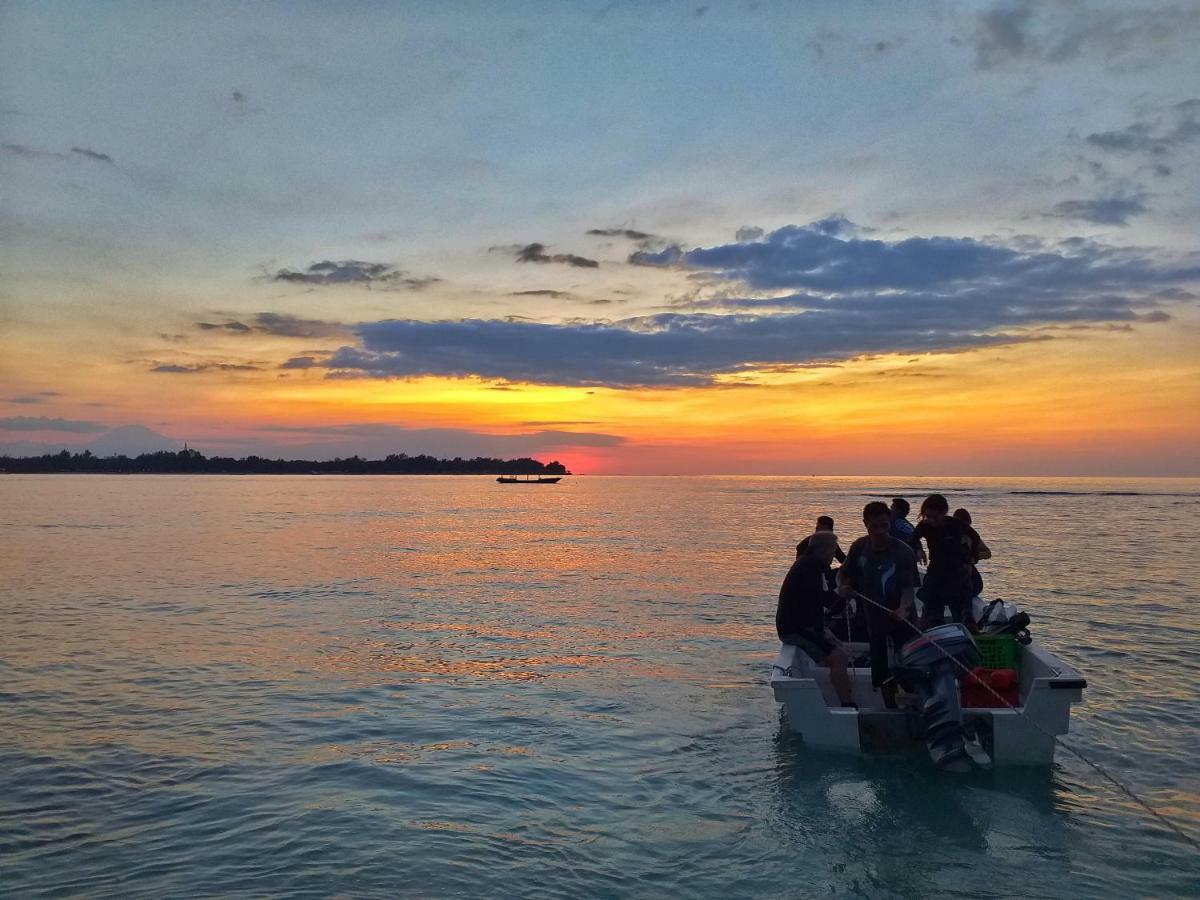 Divine Divers Ilhas Gili Exterior foto
